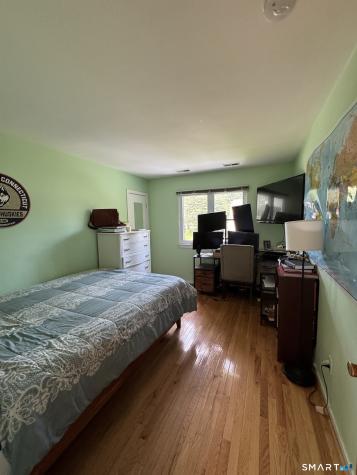 9 Oakledge Circle Norwalk CT 06854