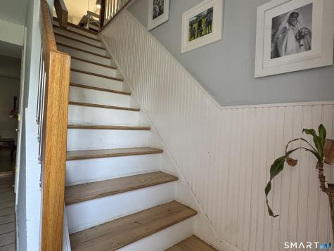 9 Oakledge Circle Norwalk CT 06854