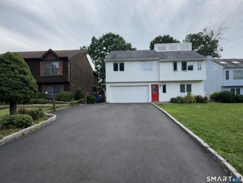 9 Oakledge Circle Norwalk CT 06854