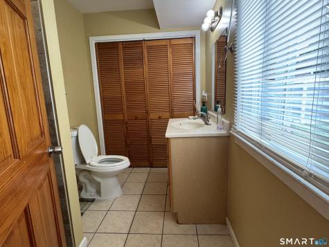 9 Oakledge Circle Norwalk CT 06854