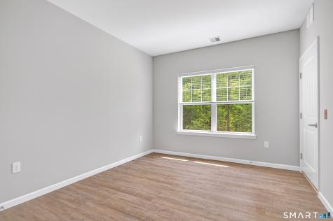9 Covered Bridge Road Newtown CT 06470