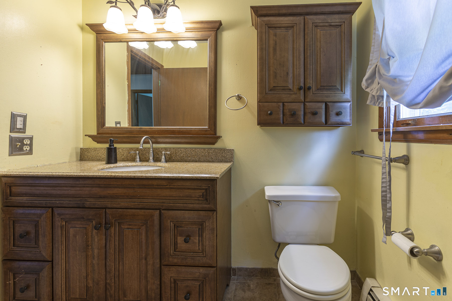 32 Bourbon Street South Windsor CT 06074