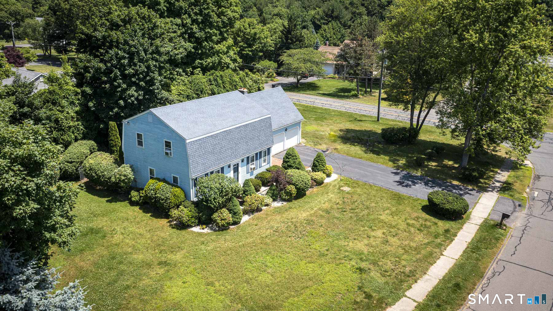 32 Bourbon Street South Windsor CT 06074