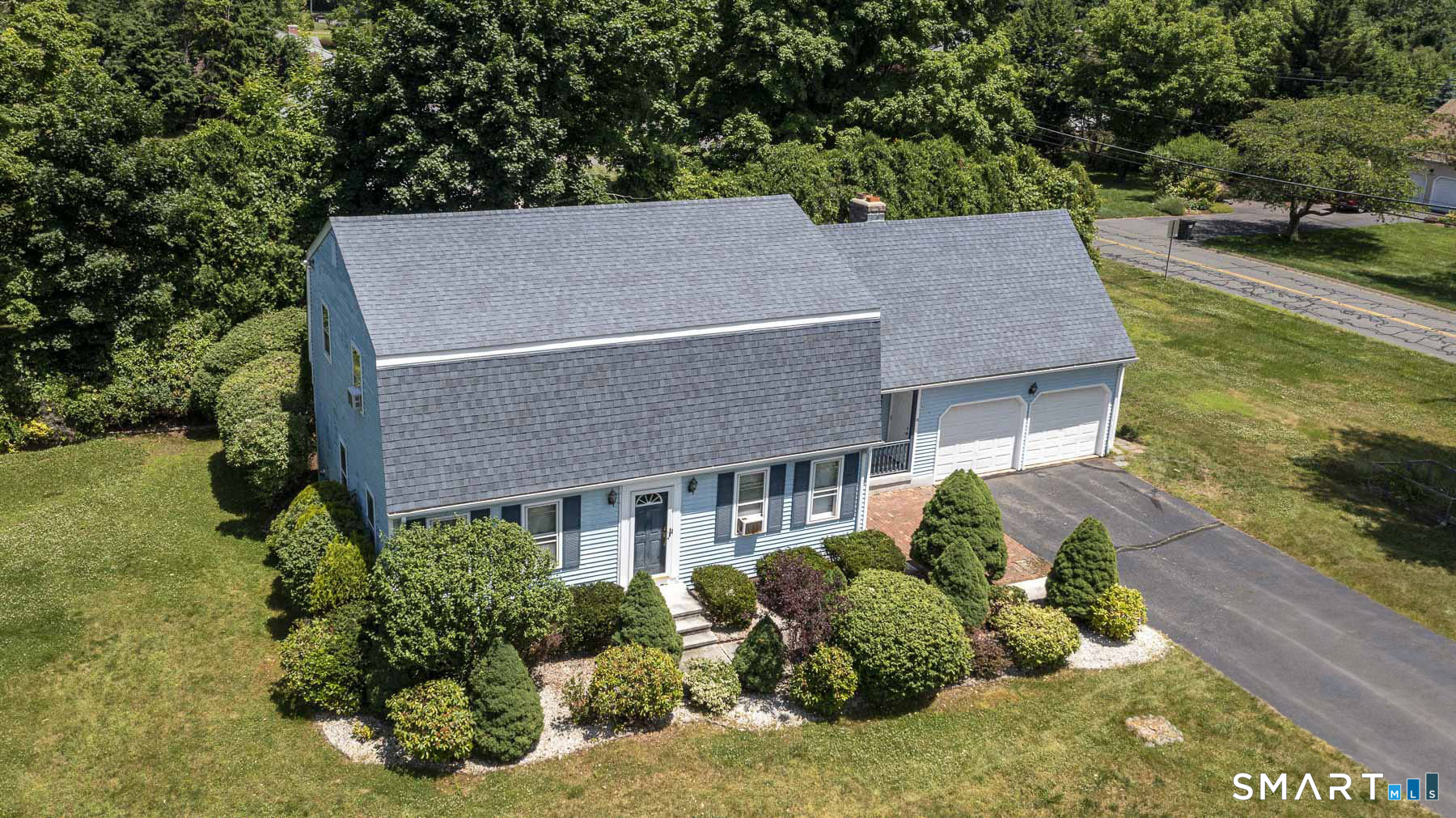 32 Bourbon Street South Windsor CT 06074