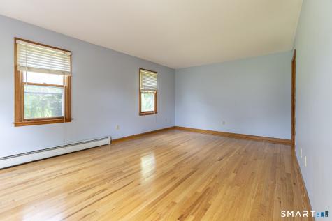 32 Bourbon Street South Windsor CT 06074