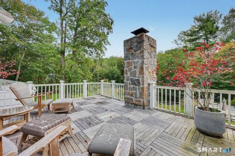 211 Laurel Road New Canaan CT 06840
