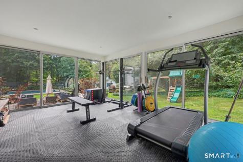 211 Laurel Road New Canaan CT 06840