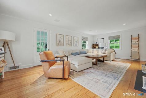 211 Laurel Road New Canaan CT 06840