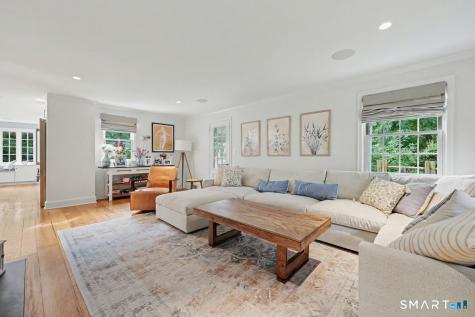 211 Laurel Road New Canaan CT 06840