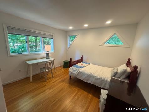 91 Raymond Street Darien CT 06820