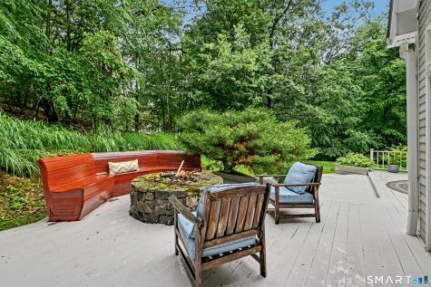91 Raymond Street Darien CT 06820