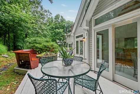 91 Raymond Street Darien CT 06820