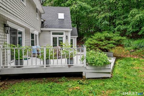 91 Raymond Street Darien CT 06820