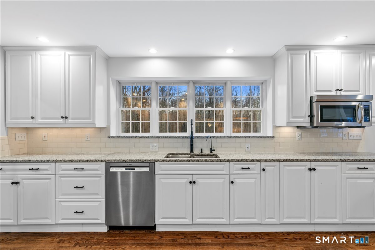 116 Scarlet Oak Drive Wilton CT 06897