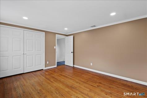 116 Scarlet Oak Drive Wilton CT 06897
