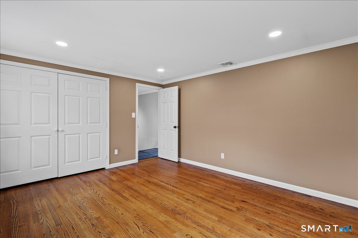 116 Scarlet Oak Drive Wilton CT 06897