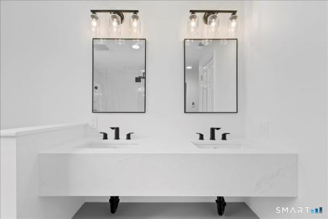 116 Scarlet Oak Drive Wilton CT 06897