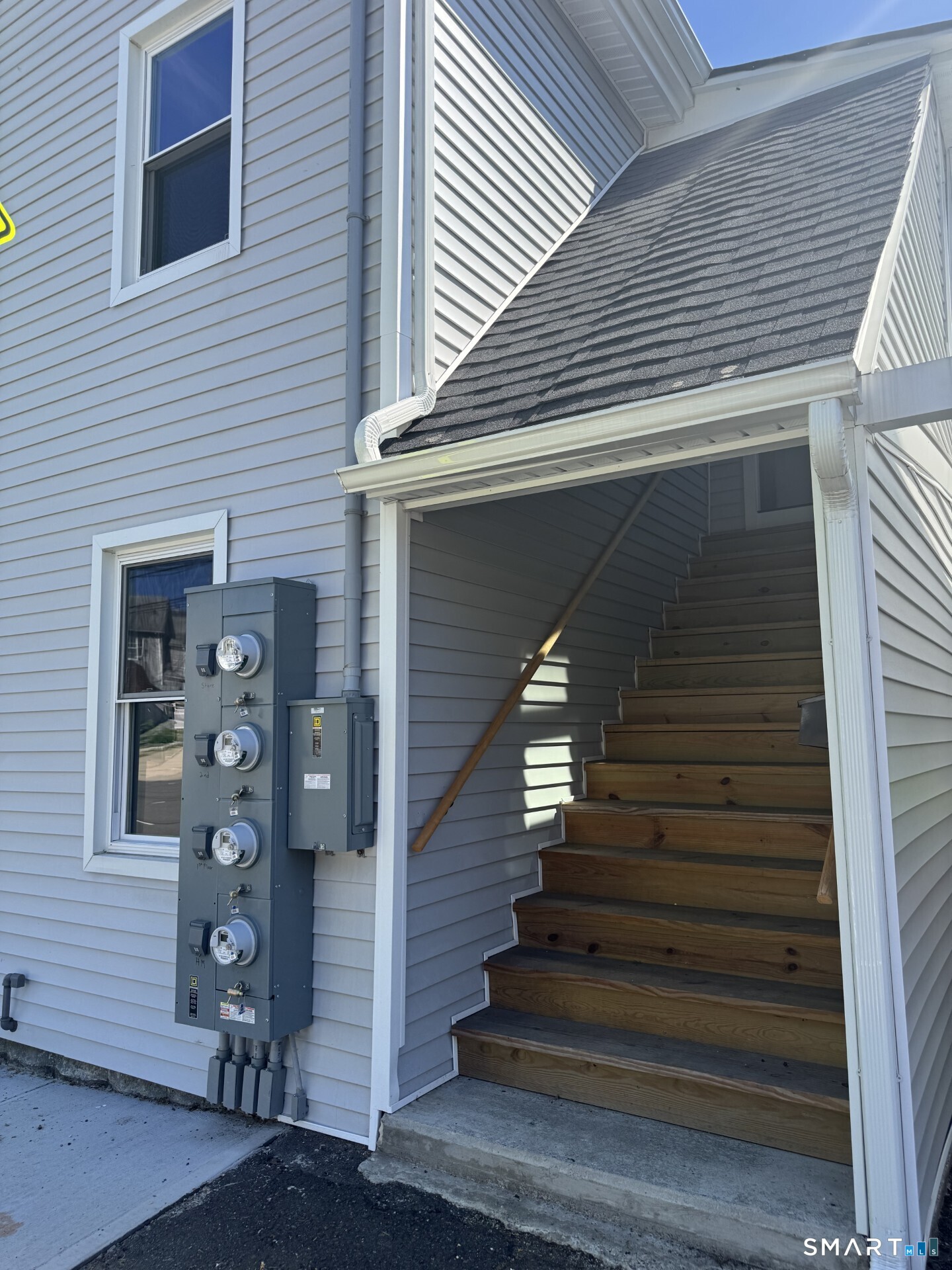 10 Bridgeport Avenue Shelton CT 06484
