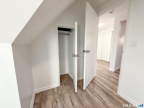 179 Montauk Avenue New London CT 06320