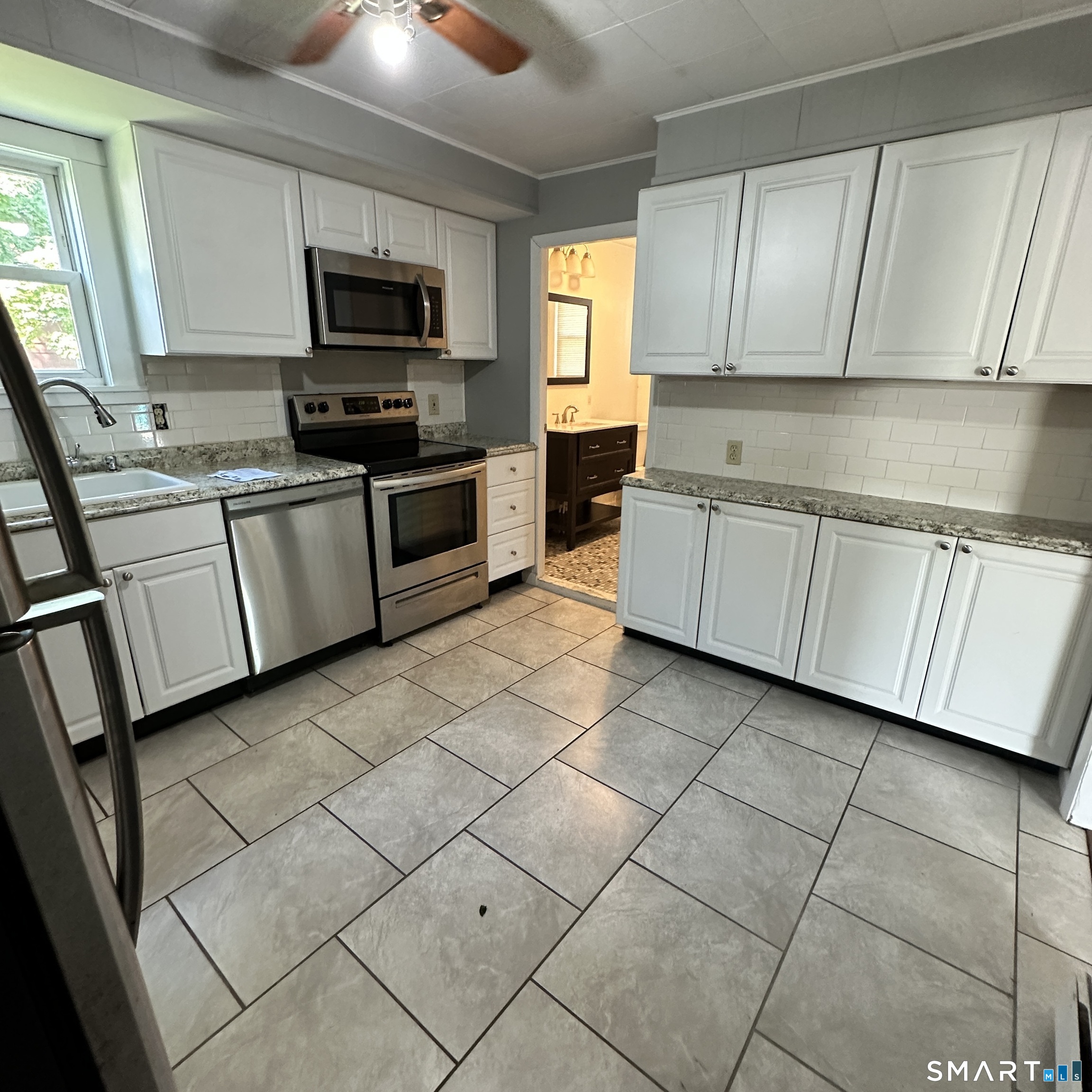 36 Pleasant Street Groton CT 06340