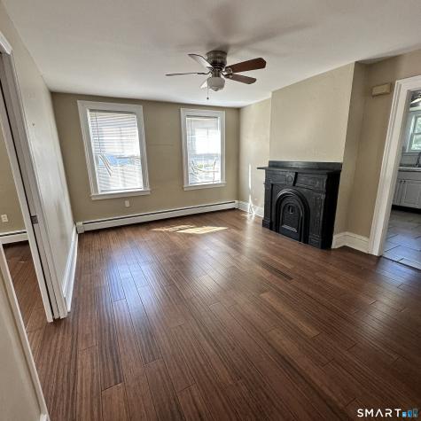 36 Pleasant Street Groton CT 06340