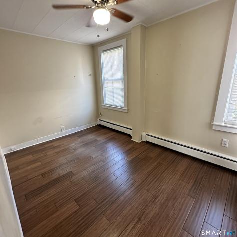 36 Pleasant Street Groton CT 06340