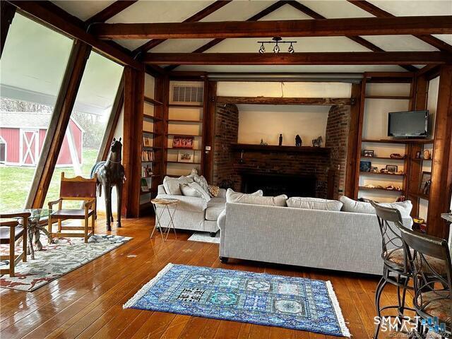 18 Platts Hill Road Newtown CT 06470