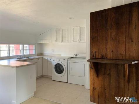 18 Platts Hill Road Newtown CT 06470