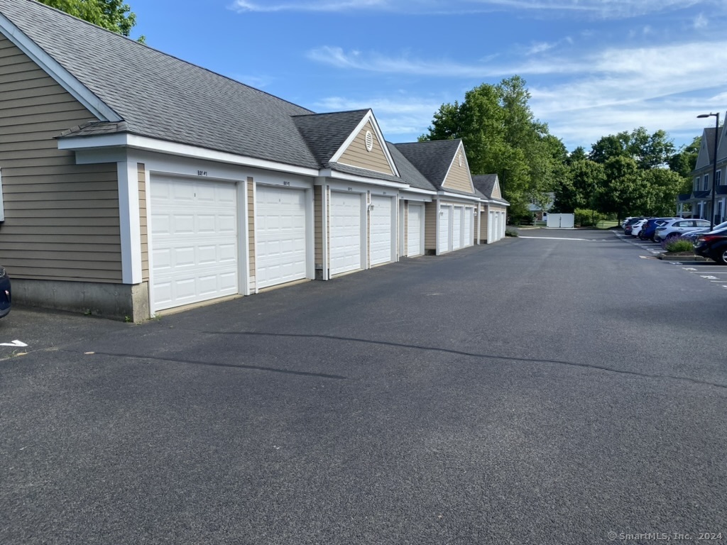 20 Orchard Street Brookfield CT 06804