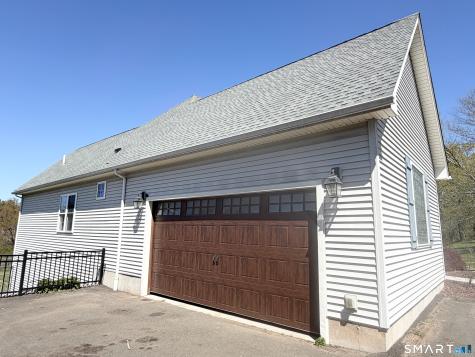 103 Pond Hill Road North Haven CT 06473