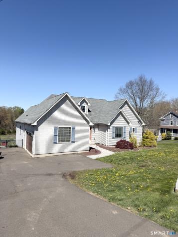 103 Pond Hill Road North Haven CT 06473