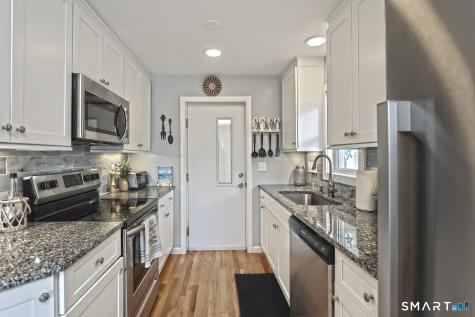 22 West Walk West Haven CT 06516