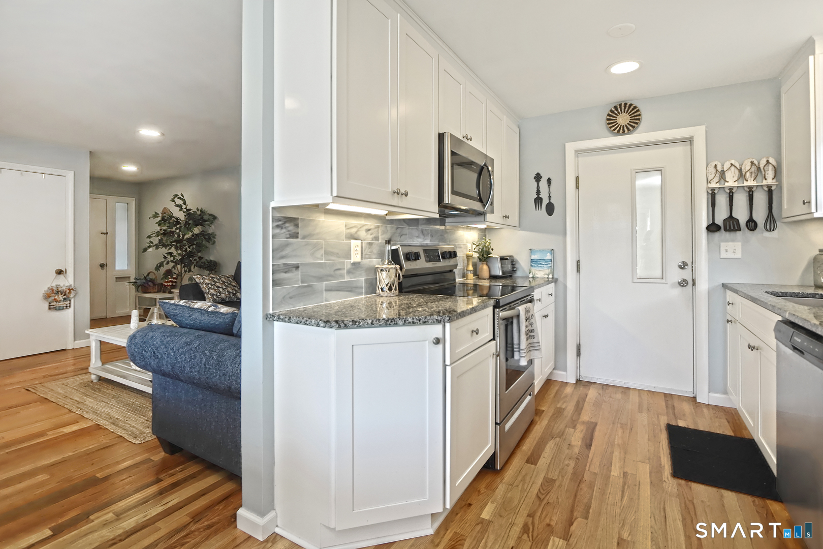 22 West Walk West Haven CT 06516