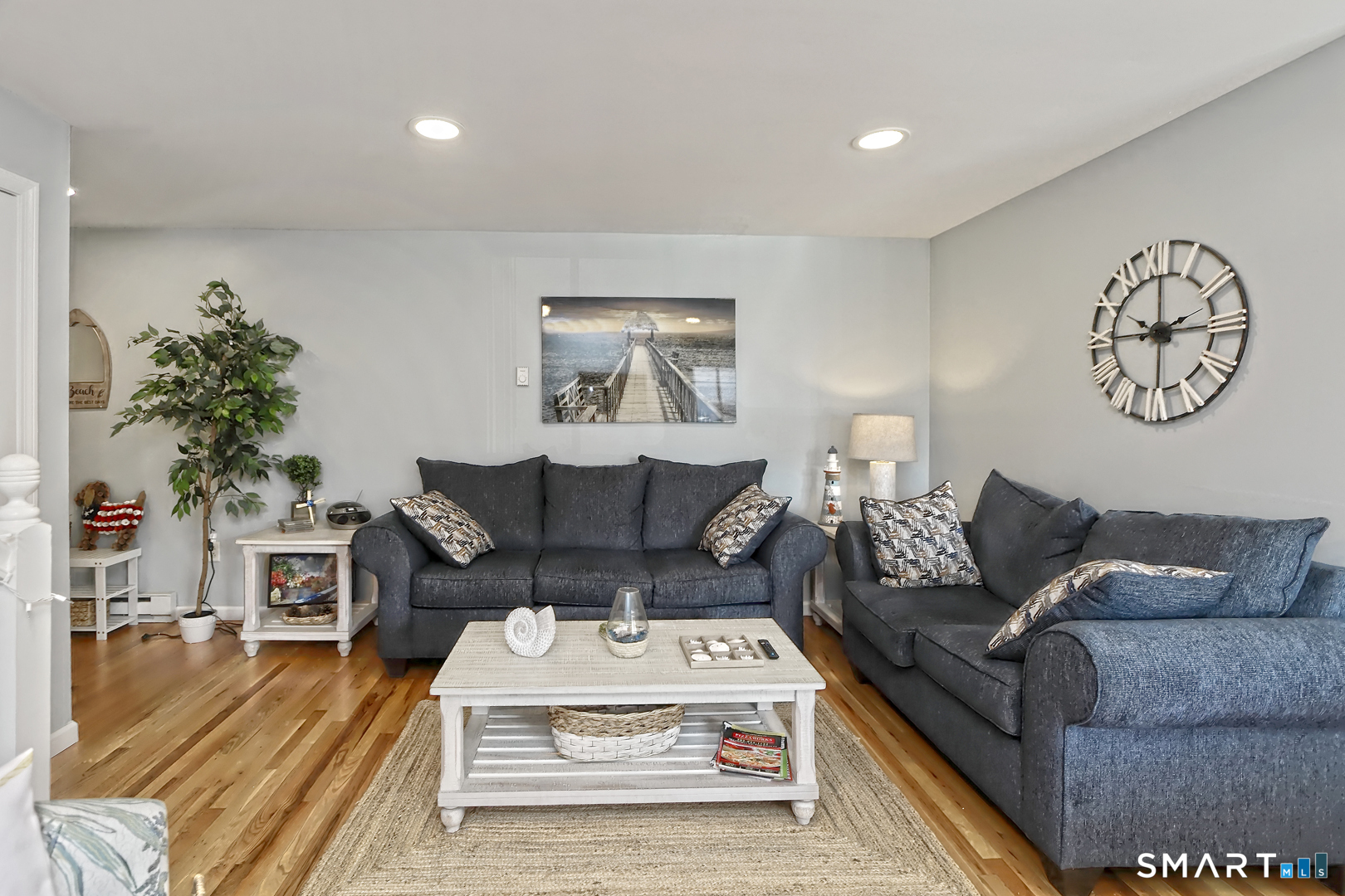 22 West Walk West Haven CT 06516