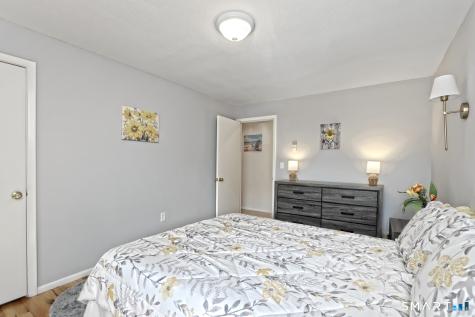 22 West Walk West Haven CT 06516