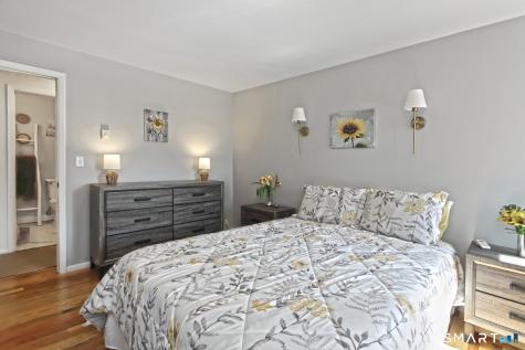 22 West Walk West Haven CT 06516