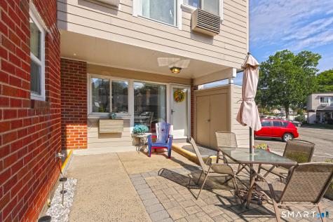 22 West Walk West Haven CT 06516