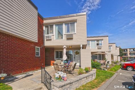 22 West Walk West Haven CT 06516