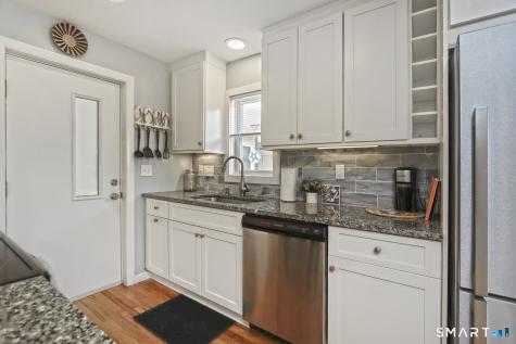 22 West Walk West Haven CT 06516