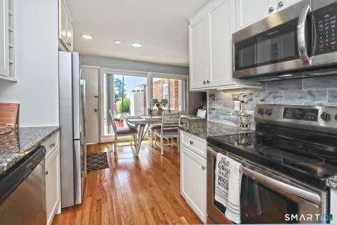 22 West Walk West Haven CT 06516