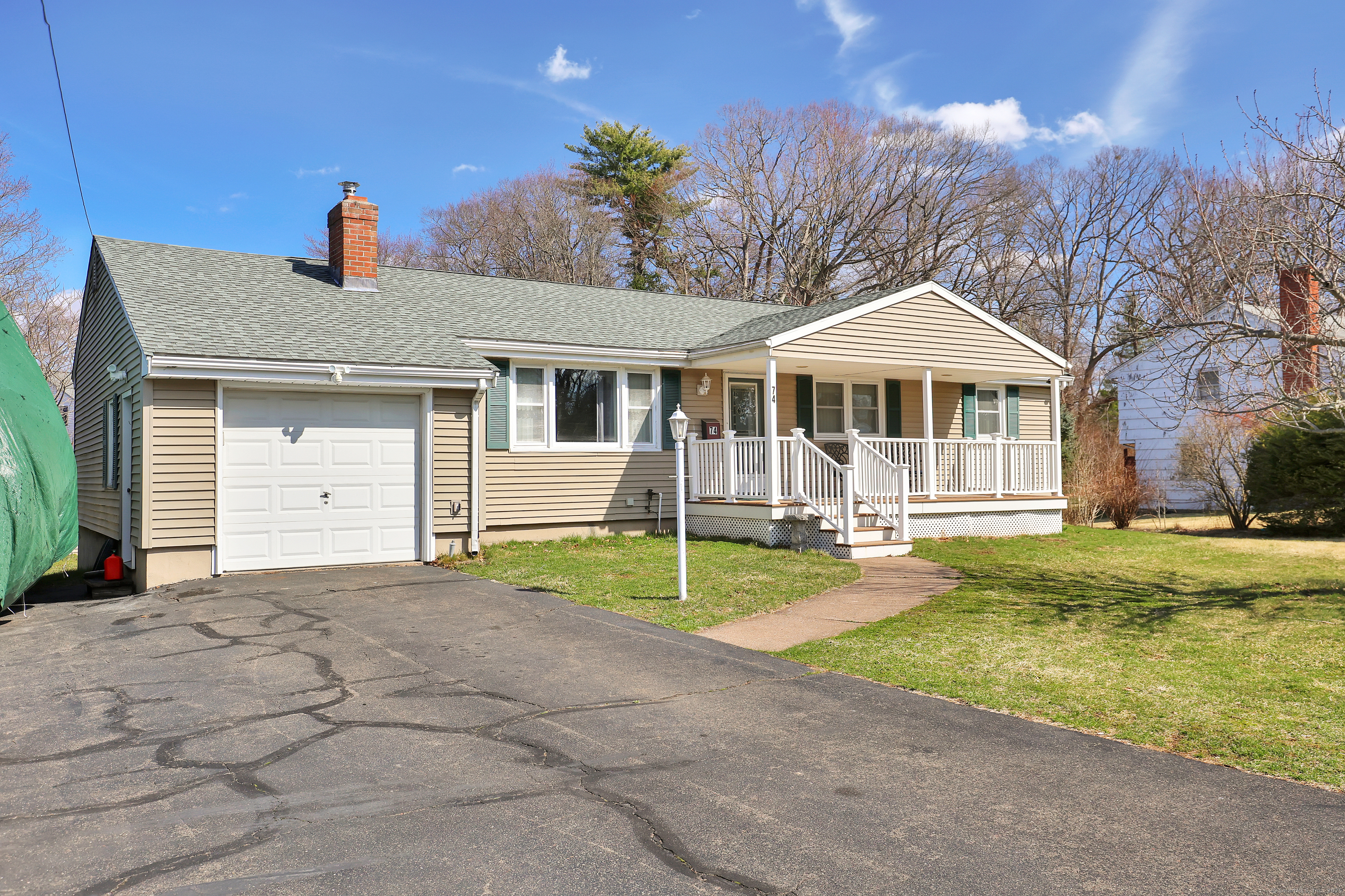 74 Holly Road East Hartford CT 06118
