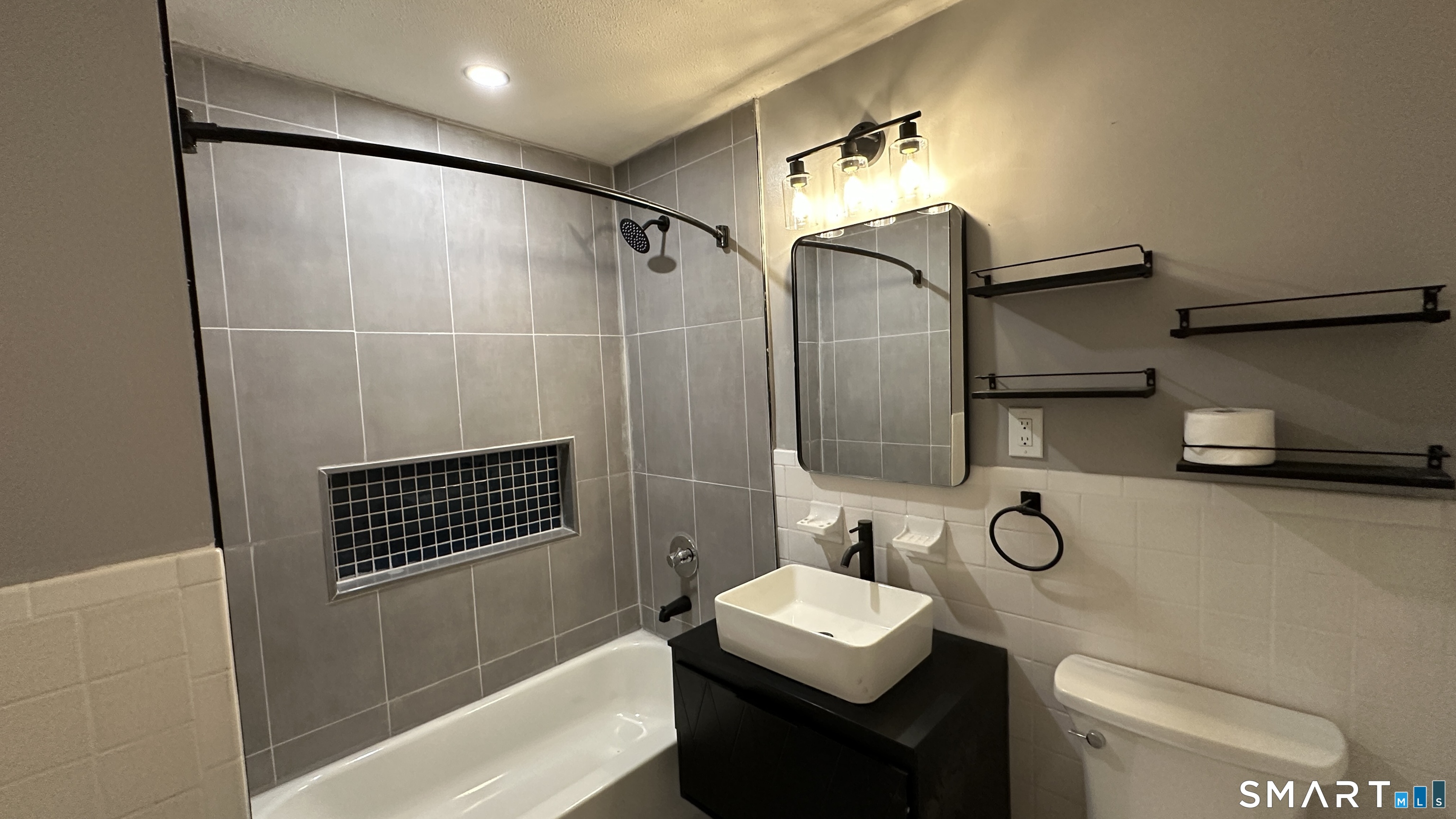 581 Crown Street Meriden CT 06450