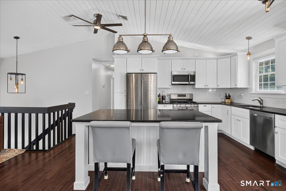 24 Thimble Farms Road Branford CT 06405