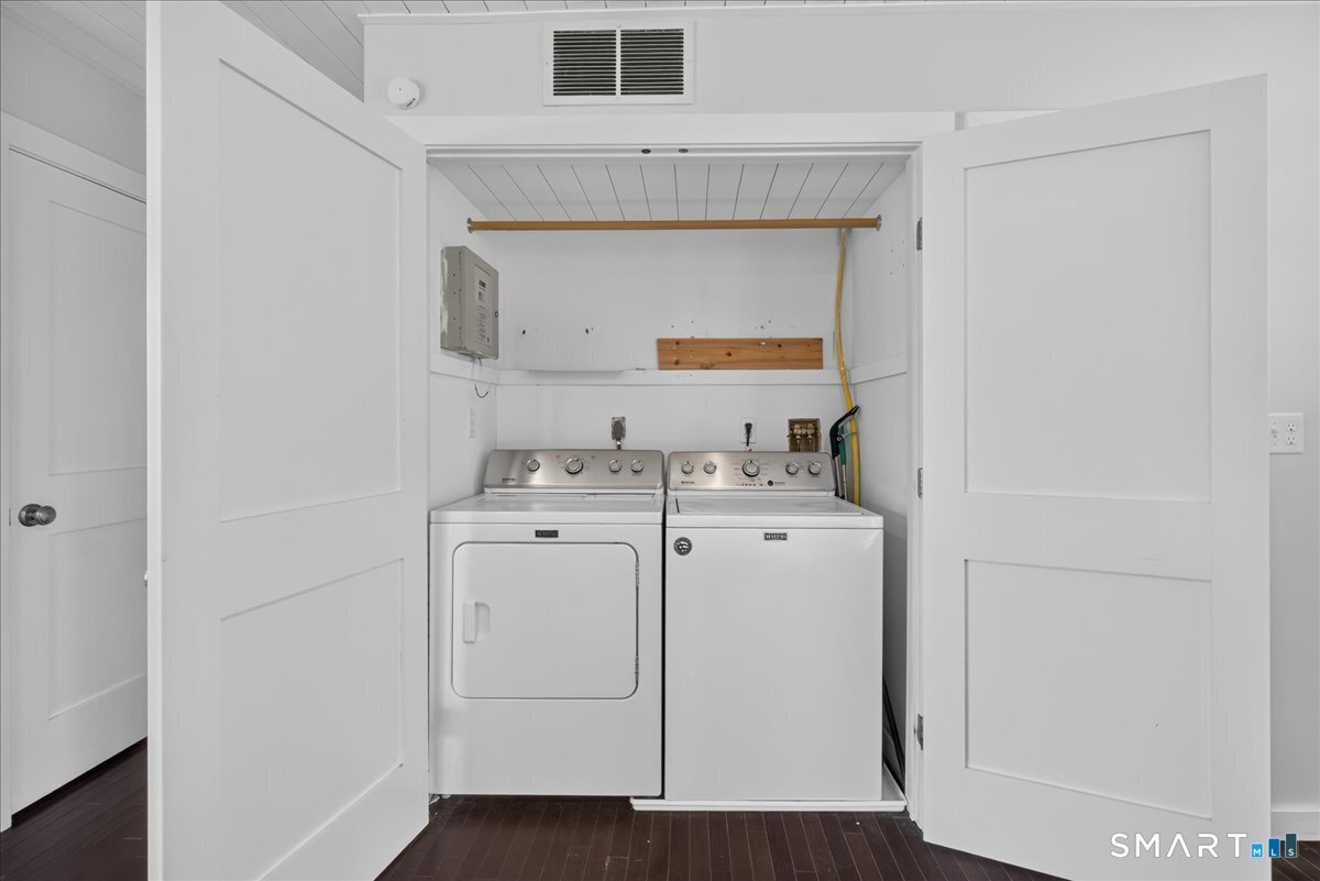 24 Thimble Farms Road Branford CT 06405