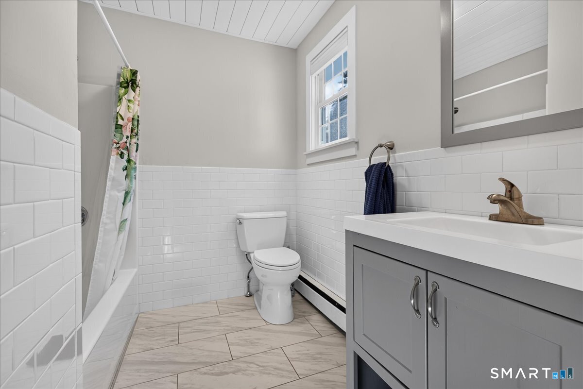 24 Thimble Farms Road Branford CT 06405