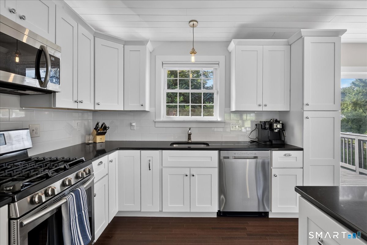 24 Thimble Farms Road Branford CT 06405