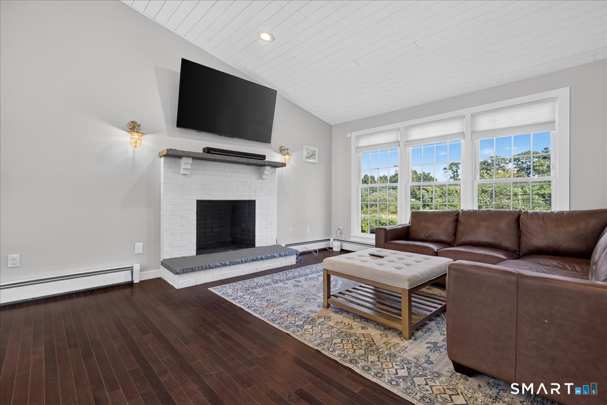 24 Thimble Farms Road Branford CT 06405