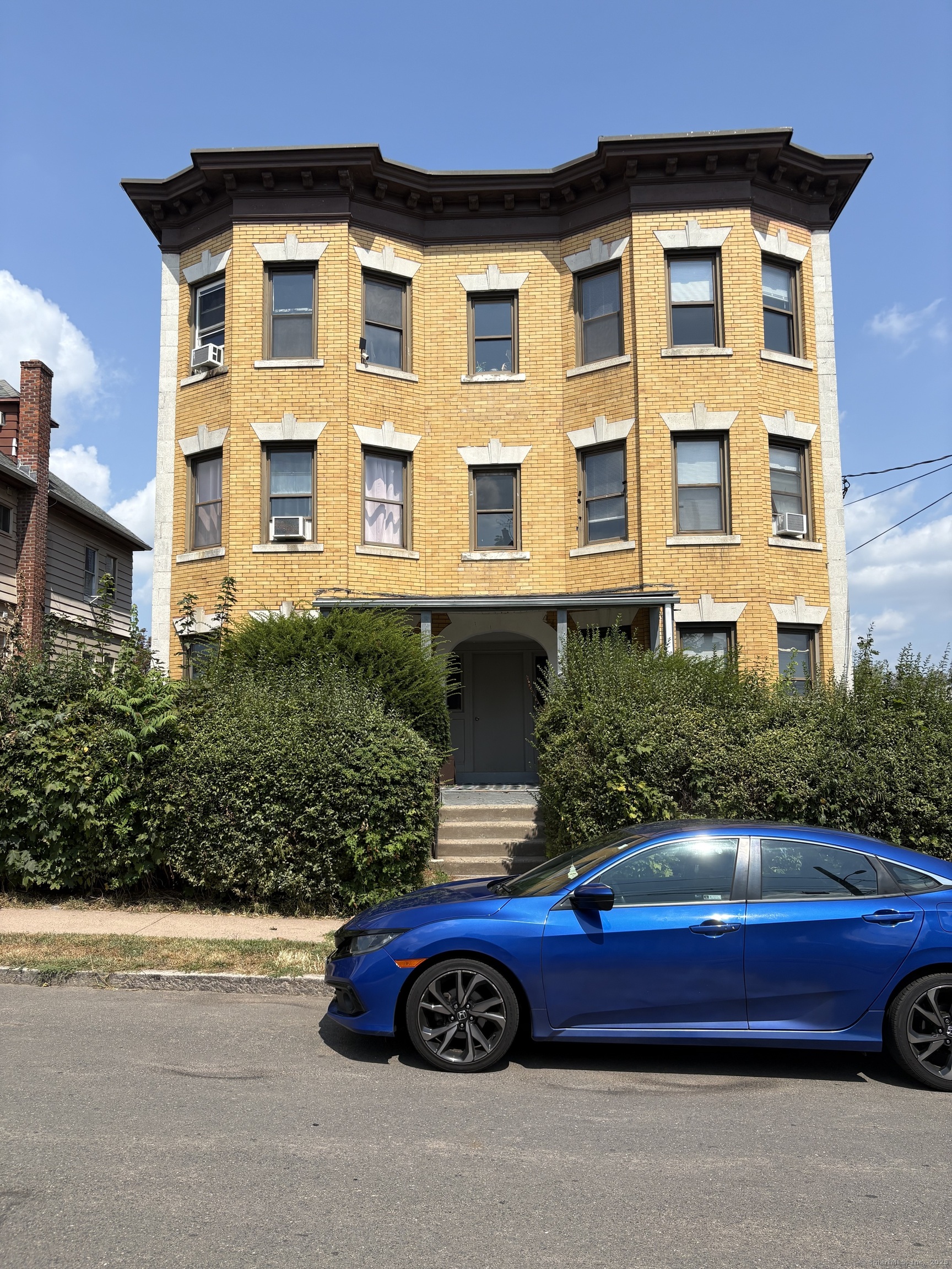 174 Standish Street Hartford CT 06114