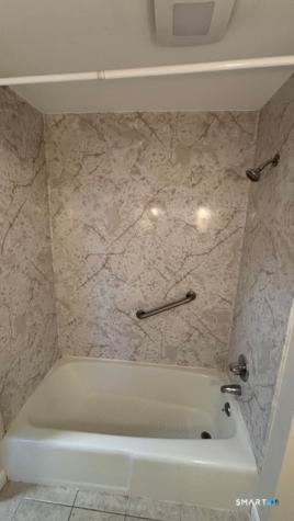 35 Pine Street Waterford CT 06385