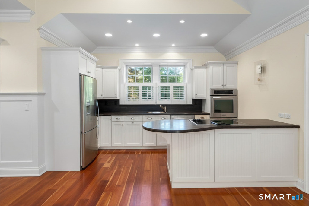 530 Flax Hill Road Norwalk CT 06854